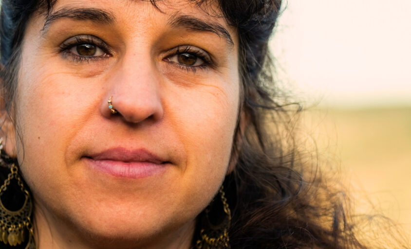 Portrait de Tiphaine Besnard, animatrice de l'atelier Danse ta Métamorphose au Lez'Art Festival.