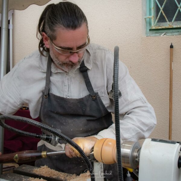 🌿 Plume de Bois – Créations Artisanales en Bois et Cuir 🎶-  Ecstatic Fest Lez’Arts