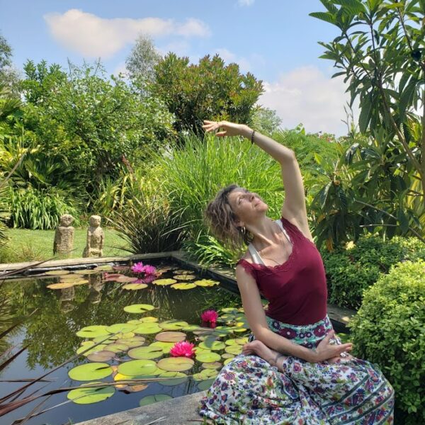 🧘‍♀️ Sweet & Spicy Morning Flow – avec Elodie ✨ –  Ecstatic Fest Lez’Arts