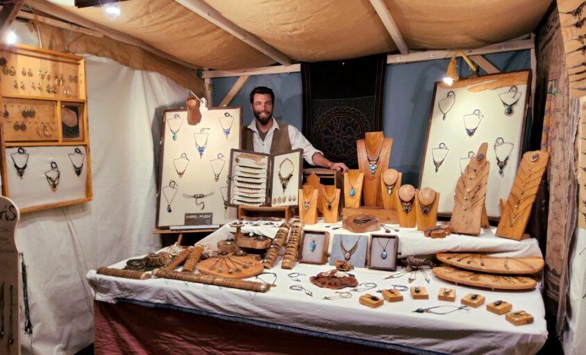 Les Bijoux de la Vagalumi – Bijoux macramé pierres naturelles - Ecstatic Fest Lez'Arts 2026
