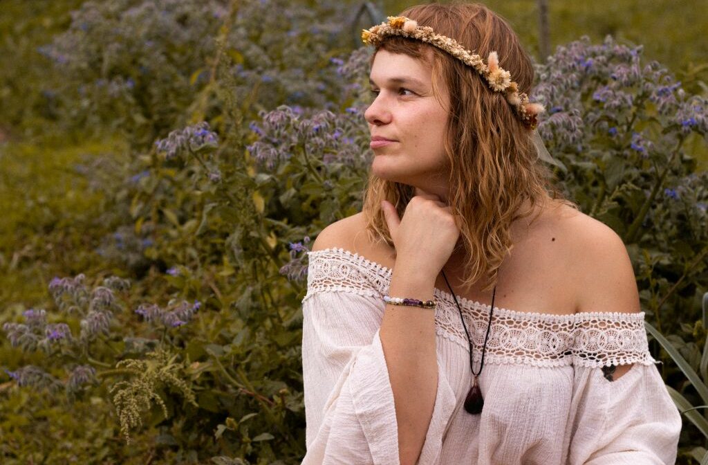 Mathilde Larbanes – Cosmétiques naturels aux plantes bio - Ecstatic Fest Lez'Arts 2026