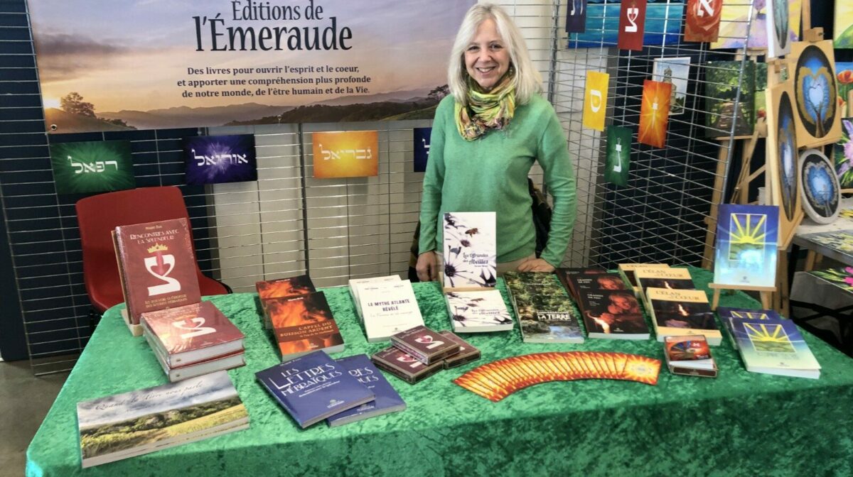 Éditions de l’Émeraude – Livres & spiritualité - Ecstatic Fest Lez'Arts 2026 Éditions de l’Émeraude – Livres & spiritualité - Ecstatic Fest Lez'Arts 2026